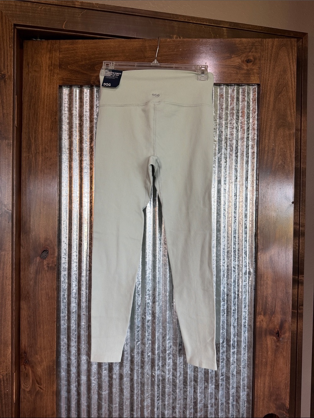NWT DSG Light Sage High-Rise 7/8th leggings sz sm